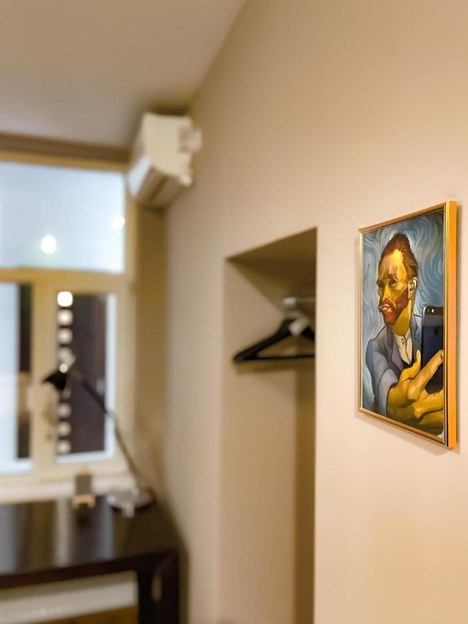 Cool Flat With Hot Tub In The Old Town Apartment Bucureşti Exterior foto